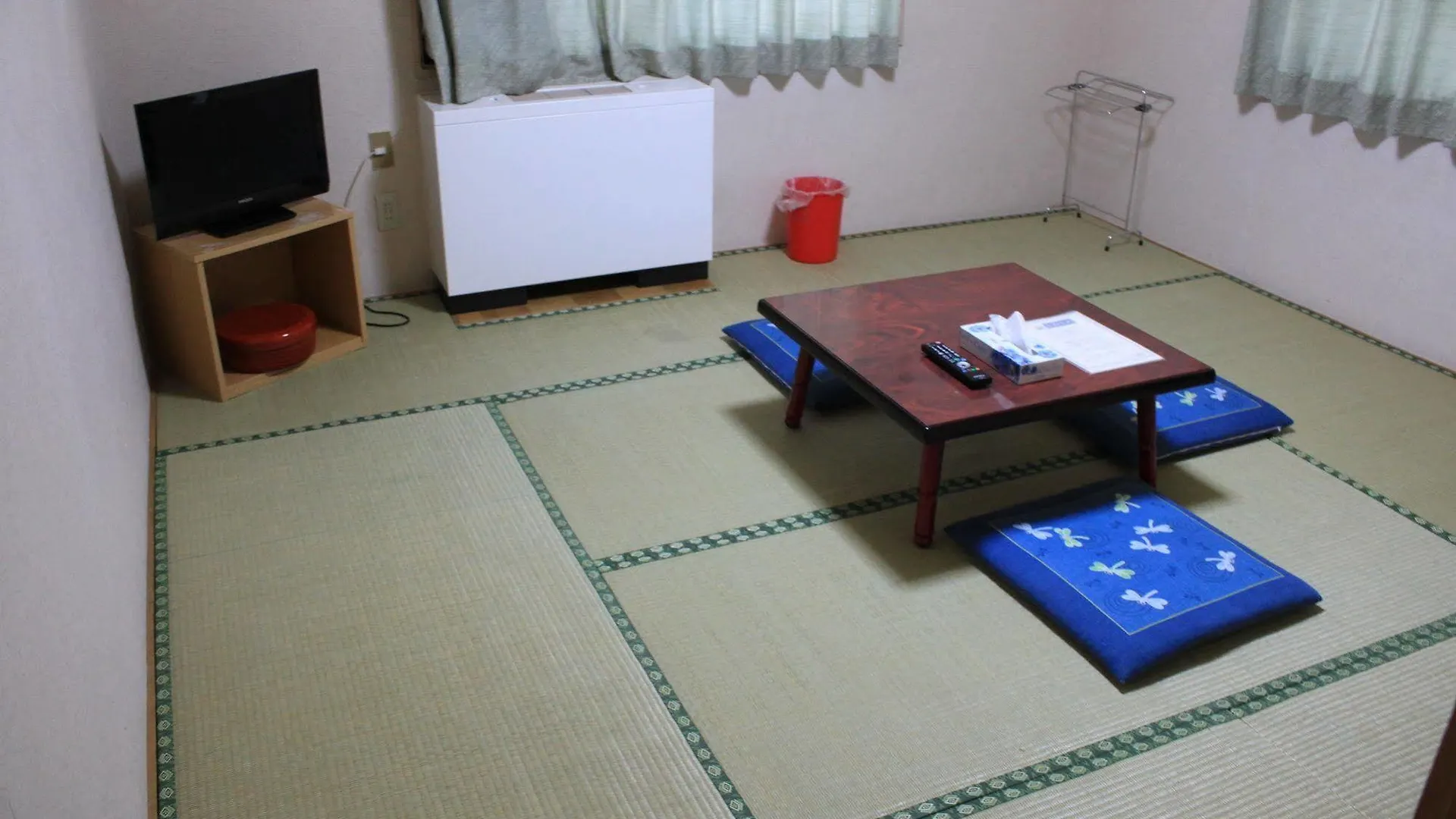Hotel New Hakuginso NakaNakafurano Ryokan